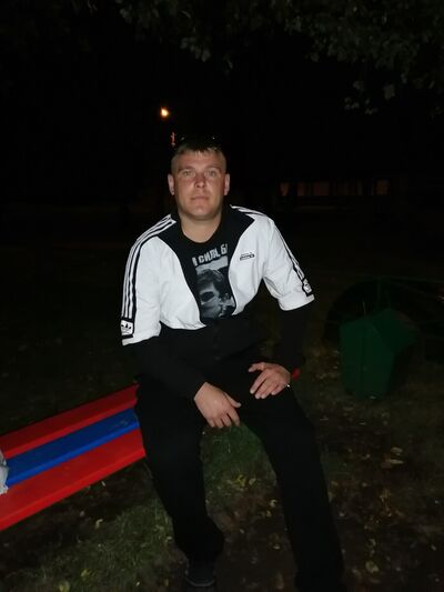  ,   Viktor, 32 ,   ,   , c 