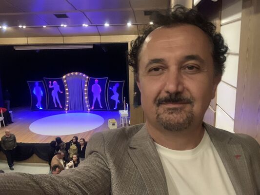  ,   Elvis, 46 ,   ,   , c 