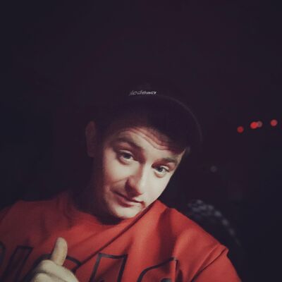  --,   Artyom, 31 ,   ,   , c 