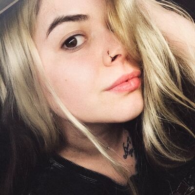  -,   Ksenia, 22 ,   ,   