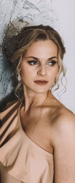  ,   Loveshkas, 35 ,   ,   