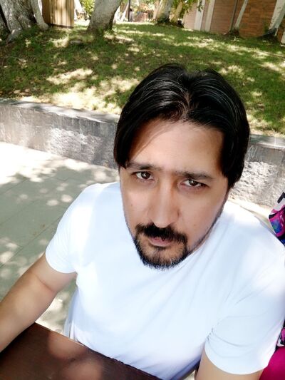  ,   Mert, 40 ,   ,   , c 