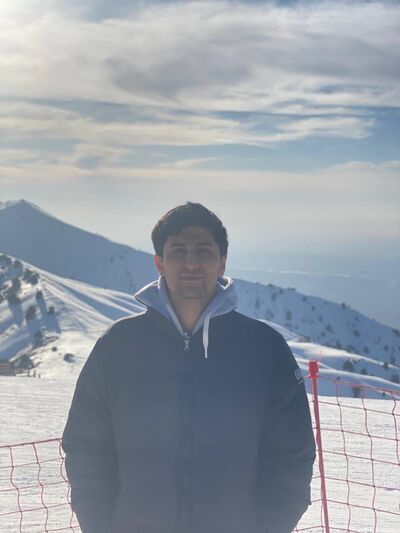  ,   Doniyor, 26 ,   ,   , c , 