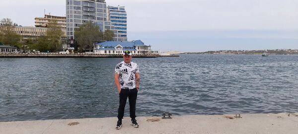  ,   Andrei, 35 ,   ,   , c 
