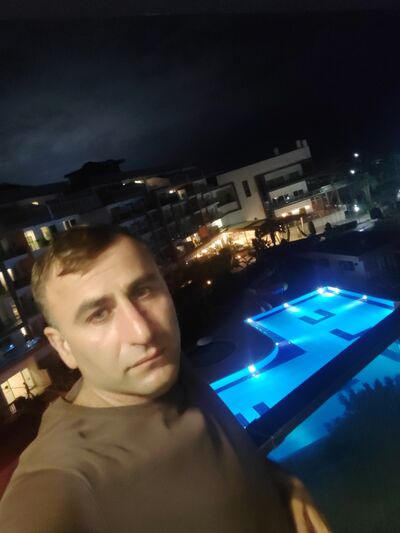  ,   Kamil, 40 ,   ,   