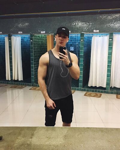  ,   Denis, 30 ,   