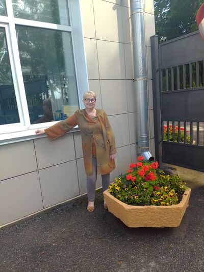  -,   Elena, 63 ,     , c 