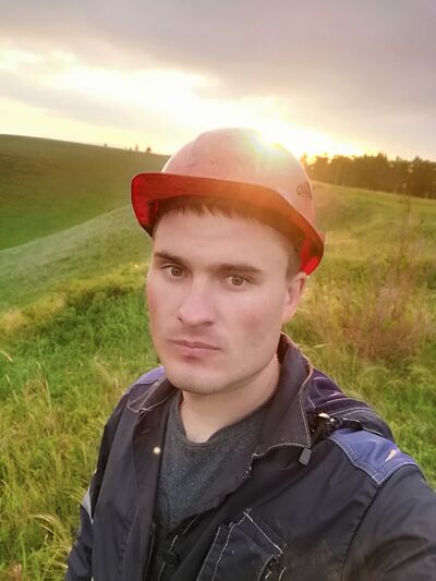  ,   Denis, 31 ,     