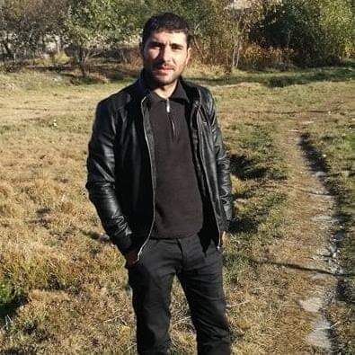  ,   Artur, 32 ,   ,   