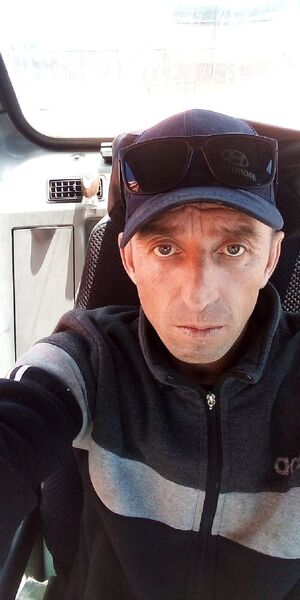  ,   Denis, 45 ,   ,   