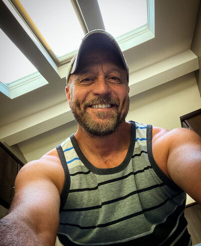  Hays,   Eric walker, 39 ,   ,   , c 