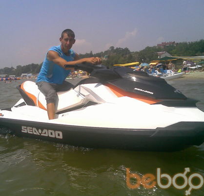  ,   Maxim, 37 ,   