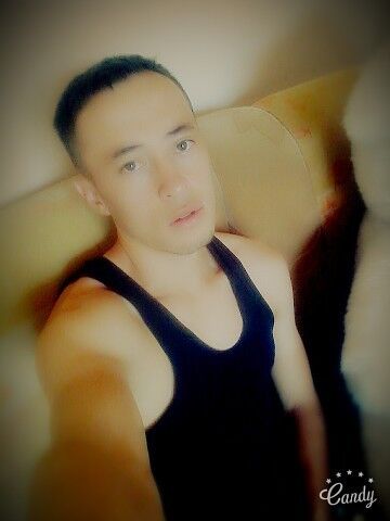  ,   JoHoN, 32 ,   ,   , c 