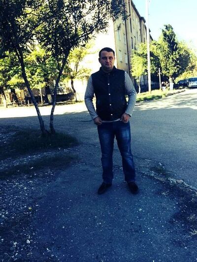  ,   Irakli, 36 ,   ,   