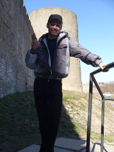  ,   Mihail, 48 ,   ,   