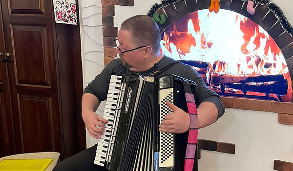  ,   Oleg, 50 ,   c 