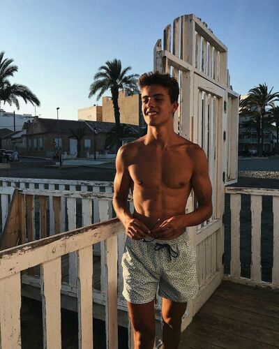  ,   Daniil, 21 ,   ,   