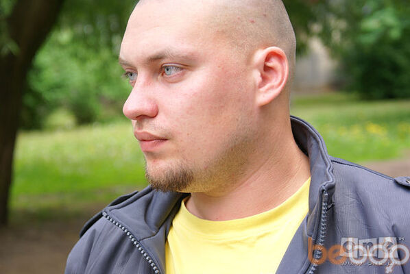  ,   Semjon, 40 ,  