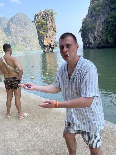  ,   Alex, 26 ,   ,   