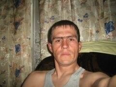  8991205  Andrei, 44 ,    