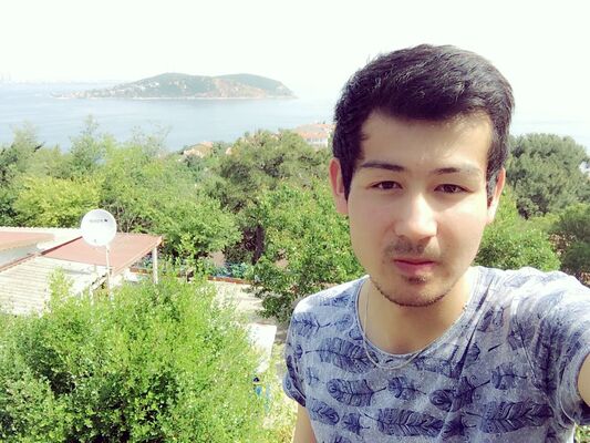  ,   Akbar, 31 ,   