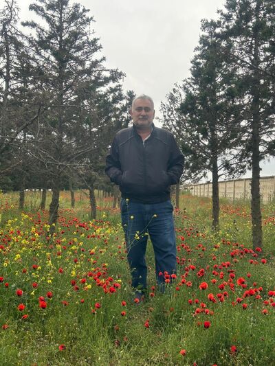  ,   Eldar, 49 ,   ,   