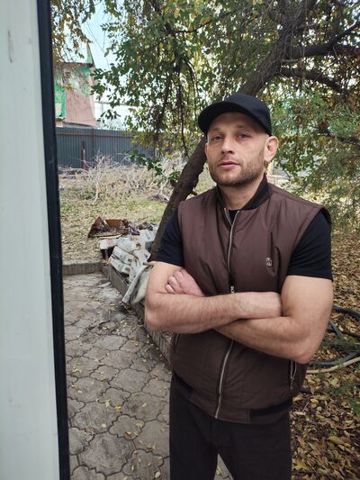  ,   Ruslan, 34 ,   ,   