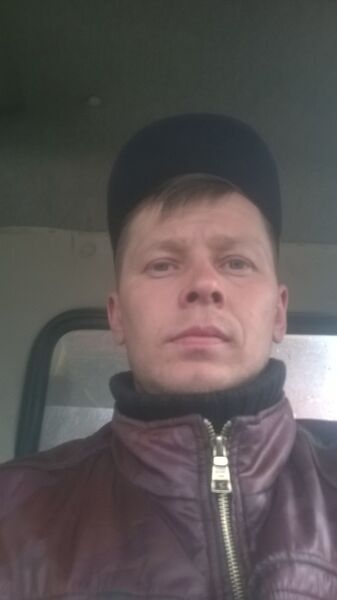  ,   Igor, 40 ,   