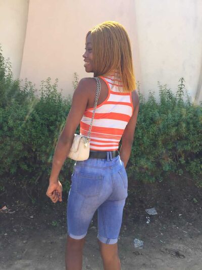  Lagos,   Ashley Woods, 27 ,     , c , 