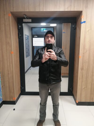  ,   Gio, 41 ,   ,   