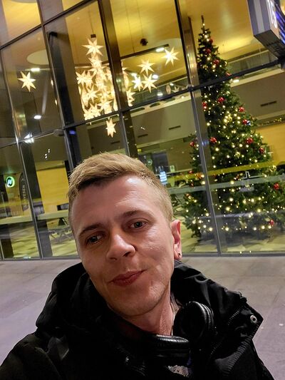  ,   Edza, 35 ,     , c 
