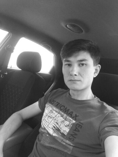  ,   Bexruz, 37 ,     , c 