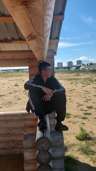  ,   Kuanysh, 37 ,   ,   