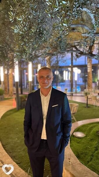  ,   Alex, 43 ,   ,   