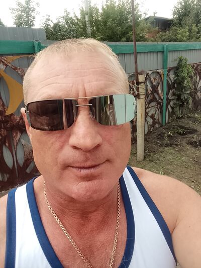  ,   Maicl, 52 ,   ,   