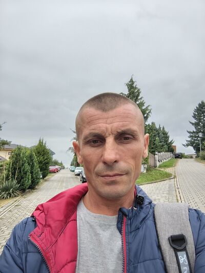  Dejvice,   Yaroslav, 43 ,   ,   