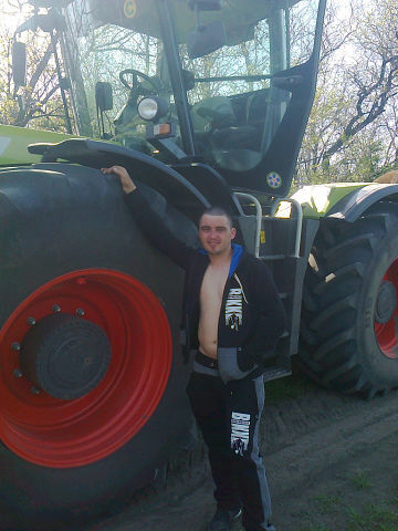  ,   Victor, 37 ,     , c 