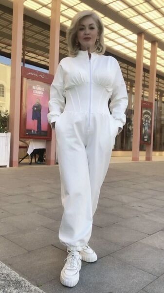  ,   Irina KosMos, 57 ,     , c 