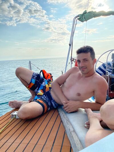  --,   Roman, 28 ,   ,   , c 