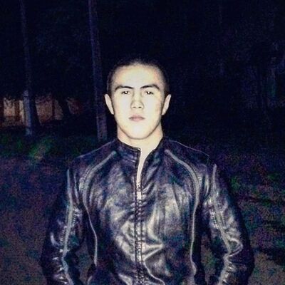  ,   Rysbek, 32 ,   ,   , c 