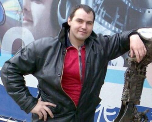  ,   Nik, 47 ,   