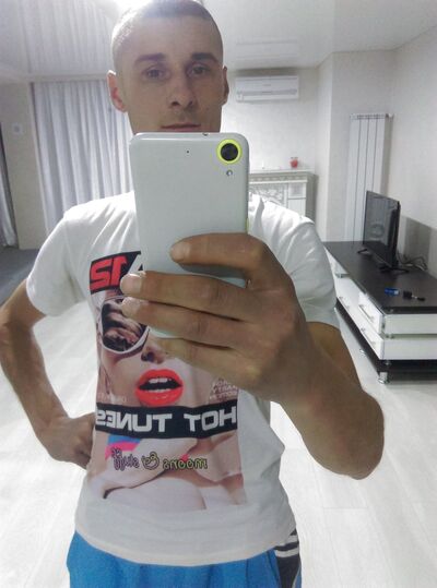  ,   Denis, 41 ,   ,   , c 