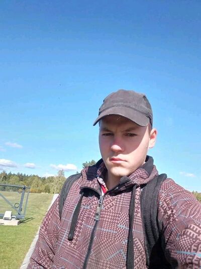  ,   Tudor, 28 ,   ,   , c 