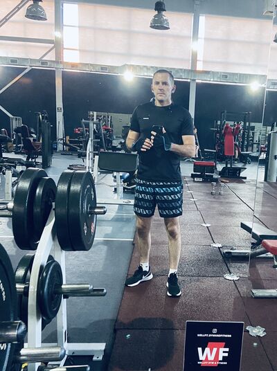  ,   Sergei, 35 ,     , c 