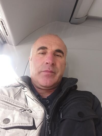  ,   Denis, 54 ,   ,   