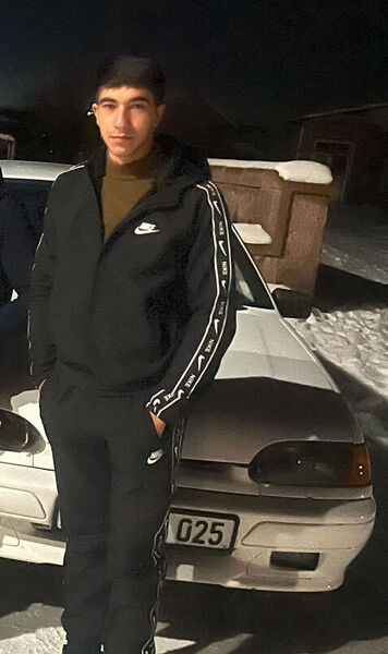  --,   Serge, 21 ,   ,   