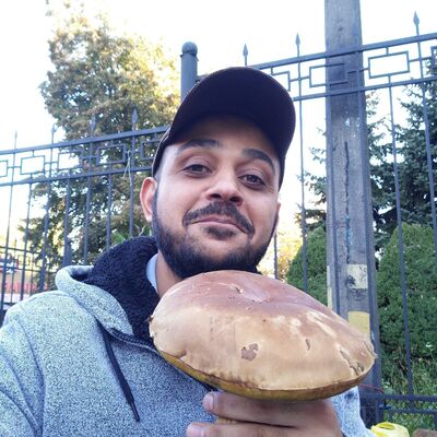  ,   Majid, 39 ,   ,   , c 