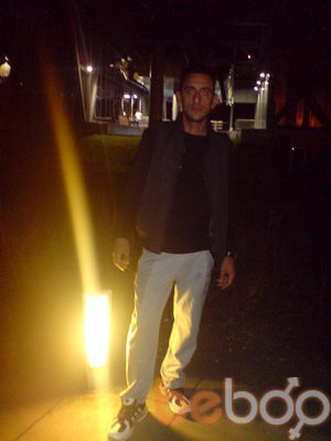  ,   Gio, 44 ,   