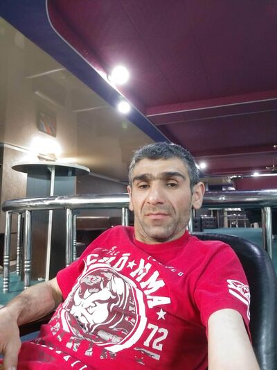  ,   Hovsep, 42 ,  