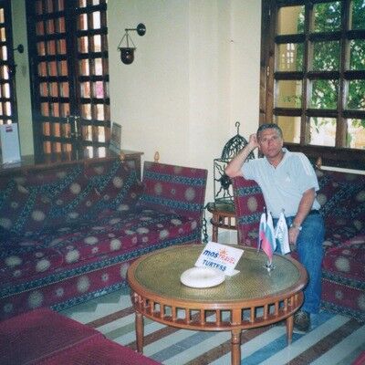  ,   Viktor, 55 ,   ,   , c 